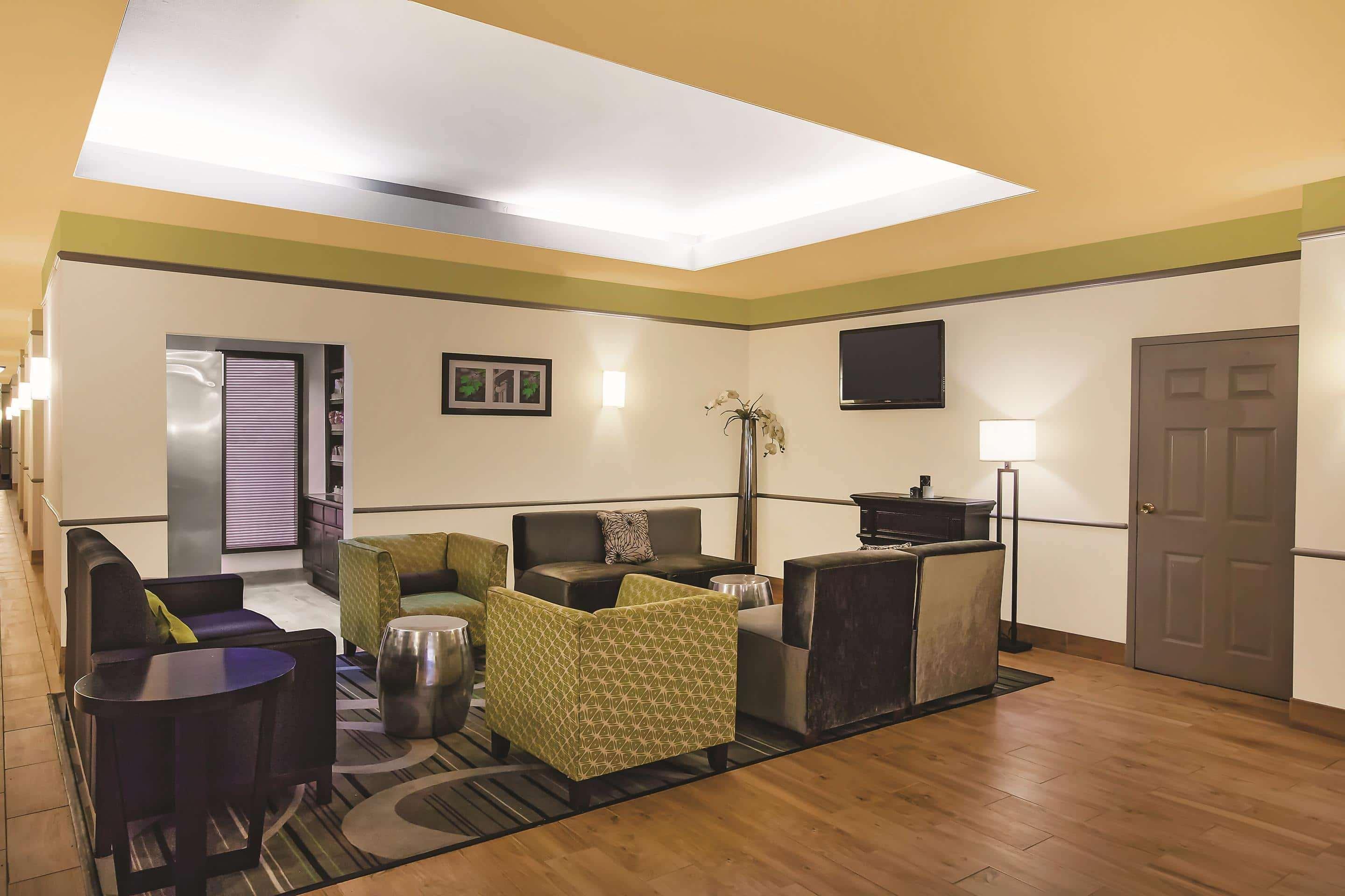La Quinta By Wyndham Beaumont West Hotel Bagian luar foto