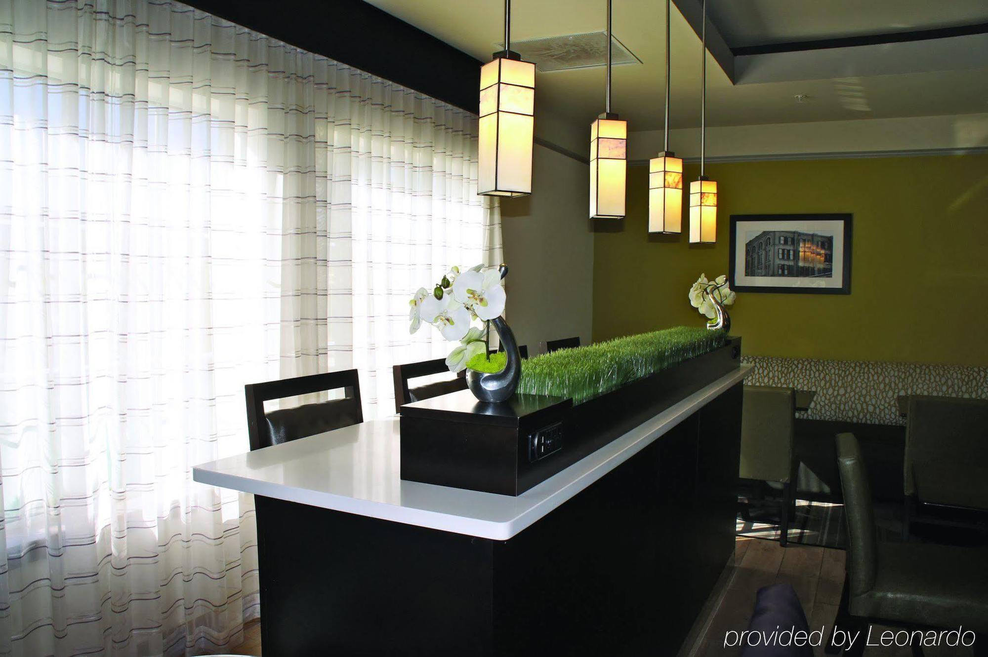 La Quinta By Wyndham Beaumont West Hotel Bagian luar foto